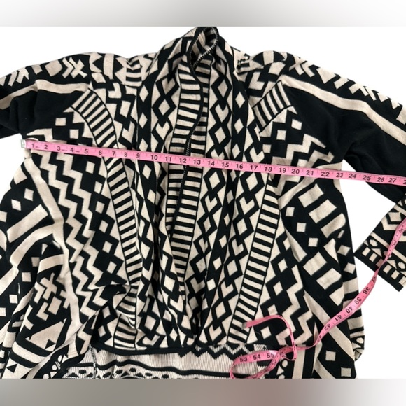 Charlie Paige Cardigan Aztec - Picture 7 of 12